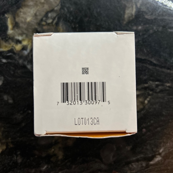 Neostrata Vitamin C enlighten radiance capsules new in box - Picture 3 of 4